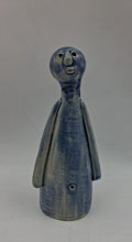 Load image into Gallery viewer, Ceramic figurines in glazed stoneware : Happy Family series