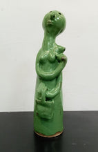 Load image into Gallery viewer, Ceramic figurines in glazed stoneware : Happy Family series