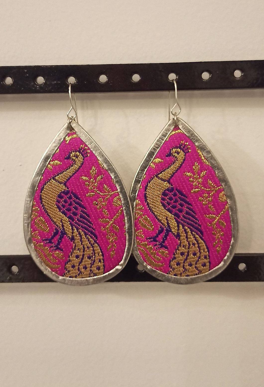 Pink Peacock earrings : cloth and metal embroidered jewellery hand made in India