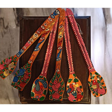 Load image into Gallery viewer, Wooden spoons painted by Midnapore patua artists