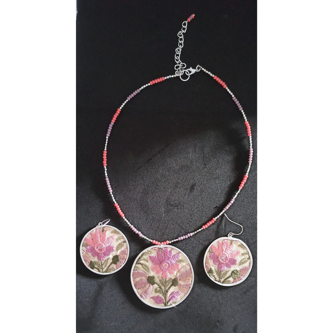 Pink flower necklace and earrings set : cloth and metal costume jewellery, handmade in India