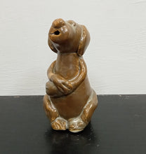 Load image into Gallery viewer, Ceramic figurines in glazed stoneware : Happy Family series
