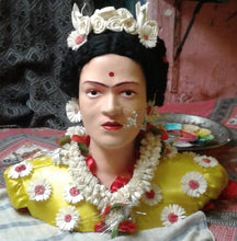 Load image into Gallery viewer, &quot;Kali-Kahlo&quot; - Frida Kahlo 3D head by Bhaskar Chitrakar.
